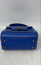 Load image into Gallery viewer, Unbranded Womens Blue Genuine Leather Chain Strap Small Top Handle Purse
