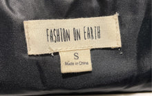Load image into Gallery viewer, Fashion On Earth Womens Black Front Pockets Full-Zip Puffer Vest Size S
