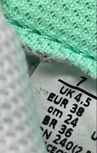 Load image into Gallery viewer, Nike Womens Dunk Low Green White Low Top Lace-Up Sneaker Shoes Size 7
