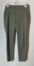 Load image into Gallery viewer, H&amp;M Womens Green Flat Front Pockets Skinny Leg Ankle Pants Size 4
