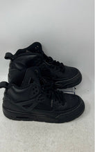 Load image into Gallery viewer, Nike Kids Air Jordan Winterized Spizike Black Sneaker Shoes Size 4Y No Insole
