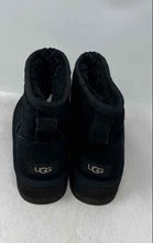 Load image into Gallery viewer, Ugg Womens Classic Mini Black Round Toe Ankle Winter Boots Size 4

