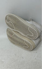 Load image into Gallery viewer, Nike Kids Blazer Mid '77 SE White Leather Lace-Up Basketball Shoes Size 10.5C
