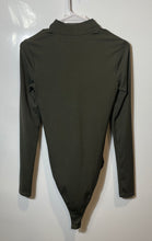 Load image into Gallery viewer, H&amp;M Womens Green Ribbed Long Sleeve Mock Neck One-Piece Bodysuit Size S
