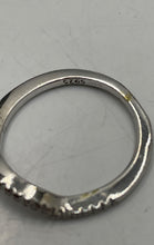 Load image into Gallery viewer, Unbranded Fashion Women's Ring Weight 1.5g (NCL)
