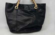 Load image into Gallery viewer, Michael Kors Womens Jet Set Black Pebbled Leather Double Handle Travel Tote Bag

