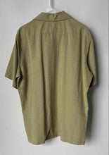 Load image into Gallery viewer, Bugatchi Uomo Mens Green Short Sleeve Collared Button-Up Shirt Size Medium
