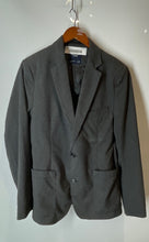 Load image into Gallery viewer, Abercrombie &amp; Fitch Mens Gray Long Sleeve Two-Button Blazer Size Medium
