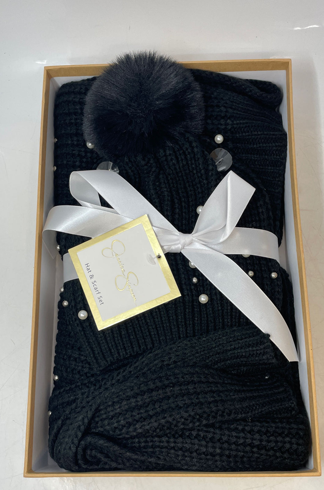 Jessica Simpson Womens Black Knitted Beanie Hat & Scarf Set With Tag