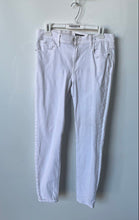 Load image into Gallery viewer, Express Womens White Mid Rise Pockets Skinny Leg Jeans Size 10
