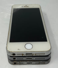 Load image into Gallery viewer, Lot Of 3 Pcs Apple Mixed iPhones Multicolor Smartphones Not Tested For Parts

