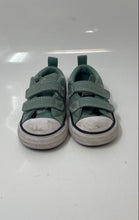 Load image into Gallery viewer, Converse Toddler Boys Chuck Taylor All Star Green Low Top Sneakers Shoes Size 5C
