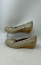 Load image into Gallery viewer, Timberland Womens Beige Leather Slip-On Wedge Pump Heels Size 11
