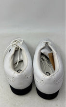 Load image into Gallery viewer, Nike Womens Air Liner 192034 White Leather Lace-Up Wingtips Golf Shoes Size 7
