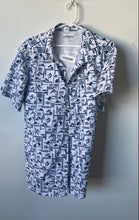 Load image into Gallery viewer, Columbia Mens White Blue Tropical Fish Print Short Sleeve Button-Up Shirt Size L
