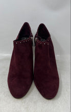Load image into Gallery viewer, Vince Camuto Womens Channa Burgundy Stiletto Heel Ankle Booties Size 10M
