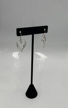 Load image into Gallery viewer, Unbranded Fashion Women's Earring Weight 2.0g (NCL)

