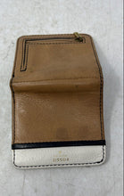 Load image into Gallery viewer, Fossil Mens Brown White Leather Zipper Pocket Lined Bifold Wallet
