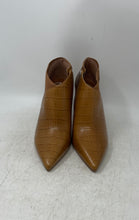 Load image into Gallery viewer, Vince Camuto Womens Sindarah Brown Croc-Embossed Side-Zip Ankle Booties Sz 7.5 M
