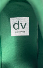 Load image into Gallery viewer, DV Dolce Vita Womens Bynx Green White Lace-Up Low Top Sneakers Shoes Size 9.5
