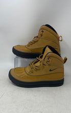 Load image into Gallery viewer, Nike Boys Woodside 2 High ACG 524872-703 Brown Ankle Boots Size 6.5Y
