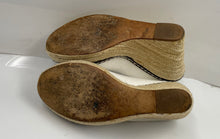 Load image into Gallery viewer, Authentic Tory Burch Womens White Peep Toe Wedge Pump Heels Size 7.5M Damaged
