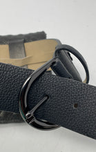 Load image into Gallery viewer, Vince Camuto Womens Black Gray Quilted Leather Adjustable Strap Fanny Pack Bag
