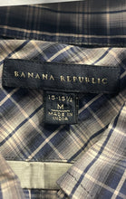Load image into Gallery viewer, Banana Republic Mens Black White Plaid Long Sleeve Dress Shirt Size M 15-15.5
