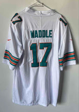 Load image into Gallery viewer, Nike Mens On Field White Miami Dolphins Jaylen Waddle #17 NFL Jersey Size Large
