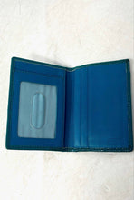 Load image into Gallery viewer, Coach Womens Green Leather Inner Pocket ID Window Card Holder Bi-Fold Wallet
