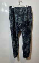Load image into Gallery viewer, Lululemon Womens Align Multicolor Tie Dye High-Rise Cropped Leggings Size 10

