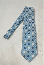 Load image into Gallery viewer, Hugo Boss Mens Multicolor Printed Adjustable Formal Pointed Tie
