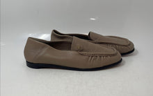 Load image into Gallery viewer, Tommy Hilfiger Womens Beige Leather Square Toe Slip-On Loafer Shoes Size 7.5
