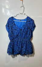 Load image into Gallery viewer, Old Navy Womens Blue Floral Dolman Sleeve Smocked Waist Blouse Top Size L
