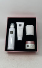 Load image into Gallery viewer, Rituals The Ritual Of Sakura Shower Gel Body Cream 4 Pieces Bath &amp; Body Gift Set
