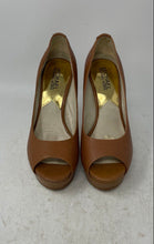 Load image into Gallery viewer, Michael Kors Womens Beige Slip-On Stiletto Platform Heels Size 5M
