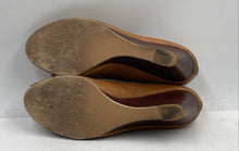 Load image into Gallery viewer, Authentic Tory Burch Womens Leticia Brown Peep Toe Pump Heels Size 8.5M Damaged
