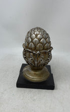Load image into Gallery viewer, Set Of 2-Piece Sicura BE029-SL Silver Collectible Pineapple Bookend Stands
