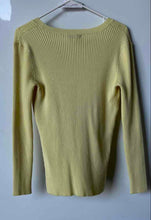 Load image into Gallery viewer, New York &amp; Company Womens Yellow Knitted Ribbed Pullover Sweater Size M
