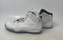 Load image into Gallery viewer, Nike Kids Air Jordan 11 378039-104 White Lace-Up Sneaker Shoes Size 3Y
