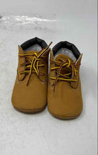 Load image into Gallery viewer, Timberland Unisex Kids 9589R Brown Lace-Up Mid Top Hiking Boots Size 4
