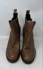 Load image into Gallery viewer, Boemos Womens Brown Leather Round Toe Pull-On Block Chelsea Boots Size 40
