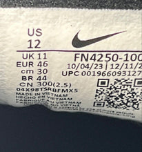 Load image into Gallery viewer, Nike Mens Air Zoom Diamond Elite Turf FN4250-100 White Sneaker Shoes Size 12
