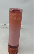 Load image into Gallery viewer, Bath &amp; Body Works Fresh Musk Fine Fragrance Body Mist Spray 8 FL Oz
