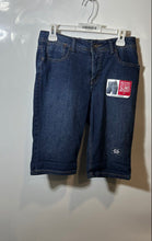 Load image into Gallery viewer, St. John's Bay Womens Blue Denim Button Front Belt Loops Bermuda Shorts Size 8
