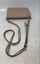 Load image into Gallery viewer, Michael Kors Womens Jet Set Pink Pebbled Leather Adjustable Strap Crossbody Bag
