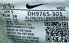 Load image into Gallery viewer, Nike Kids Dunk Low DH9765-301 Green Lace-Up Sneaker Shoes Size 5.5 Y
