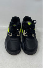 Load image into Gallery viewer, Nike Kids Air Max 90 LTR 833412-023 Black Gray Lace-Up Sneaker Shoes Size 5.5Y
