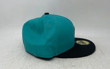 Load image into Gallery viewer, New Era Genuine Merchandise Mens Black Green Florida Marlins MLB Cap Size 7
