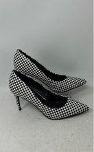 Load image into Gallery viewer, Steve Madden Womens Vala Black White Slip-On Stiletto Pump Heels Size 8.5
